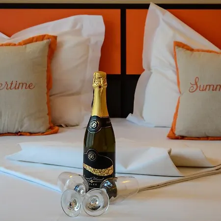 Konukevi Sunriviera 3*